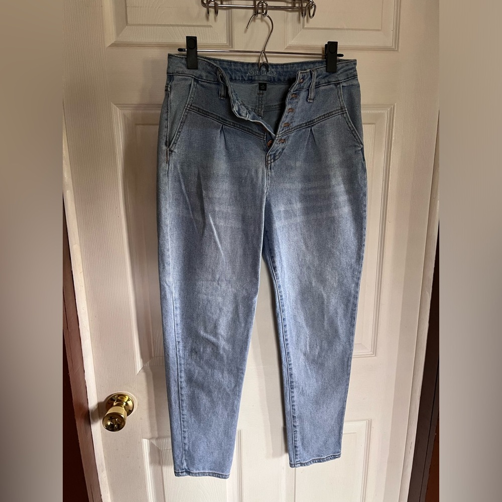 Wild Fable Mom Jeans